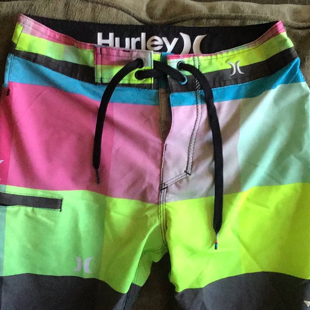 Boys Hurley Phantom board shorts, great condition!